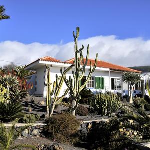 Blick zur Terrasse, Ferienhaus Casa Alina auf der Finca Luna Baila